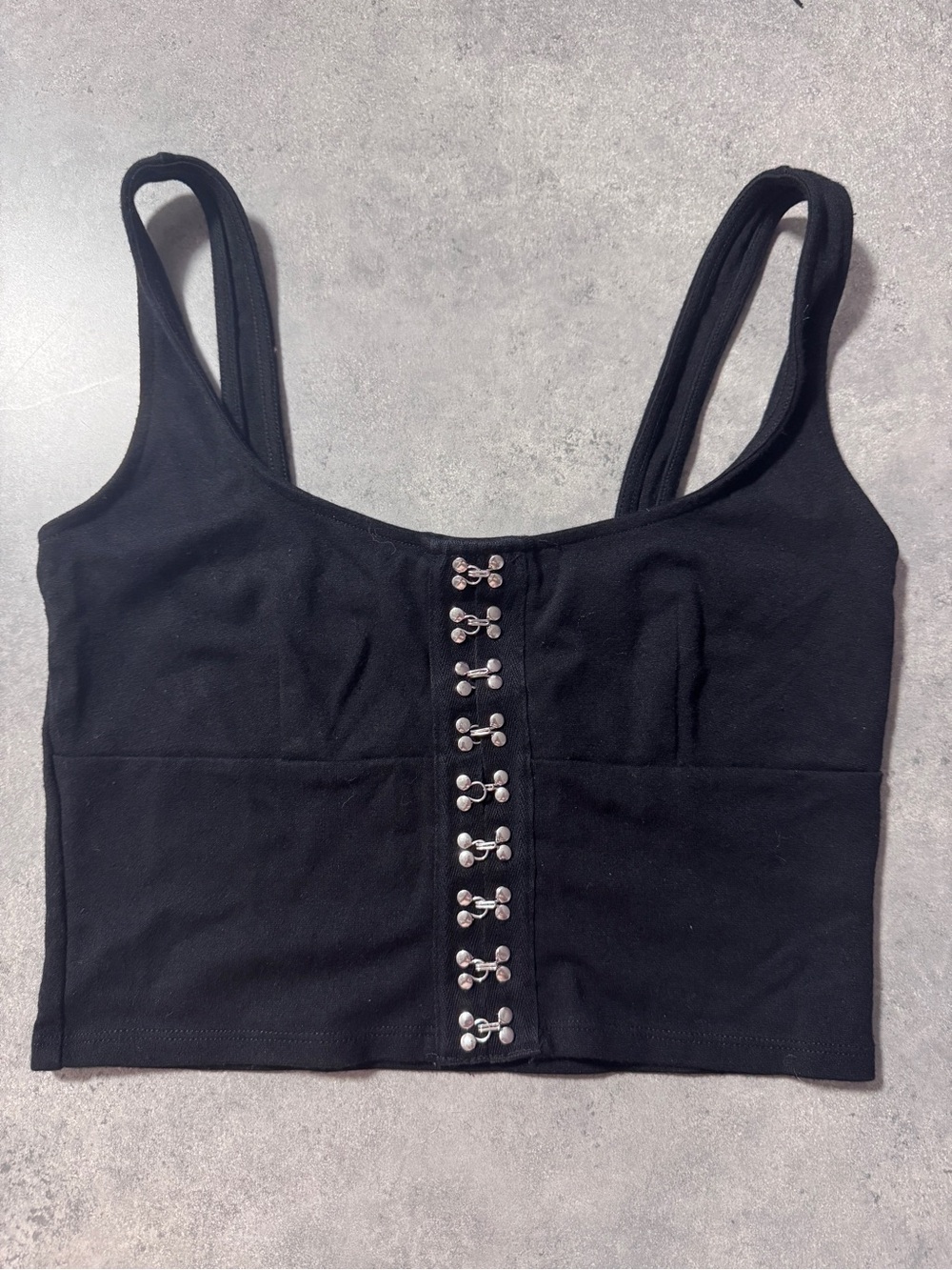 Forever 21 Black Hook-and-Eye Cropped Tank